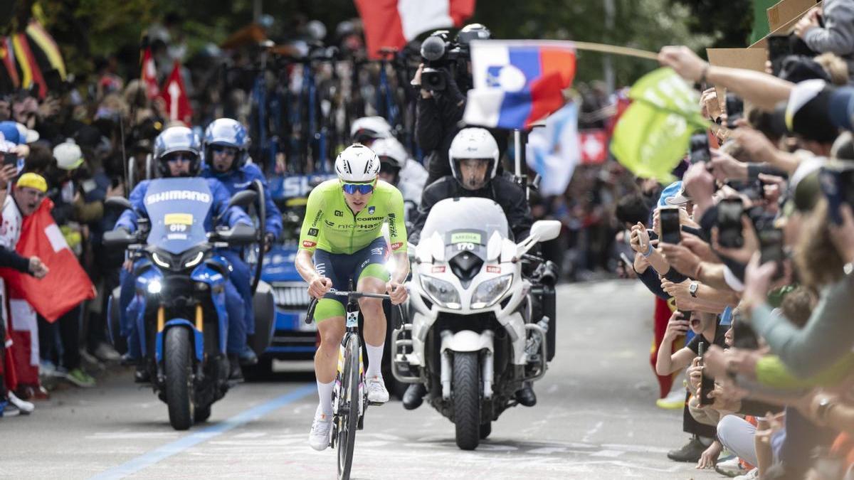 Pogacar, en su escapada a la gloria.