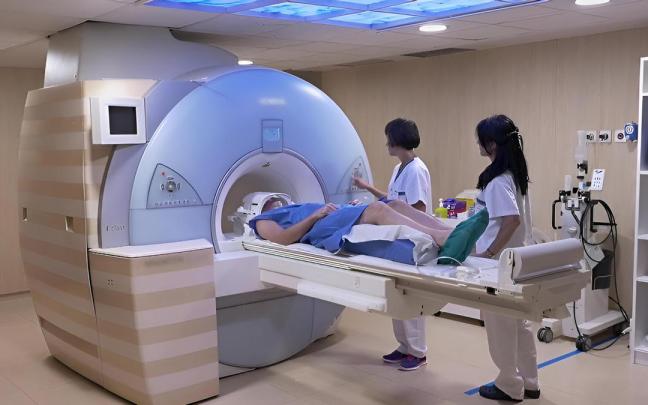 Osakidetza adquiere cuatro equipos de resonancias magnéticas de última generación.