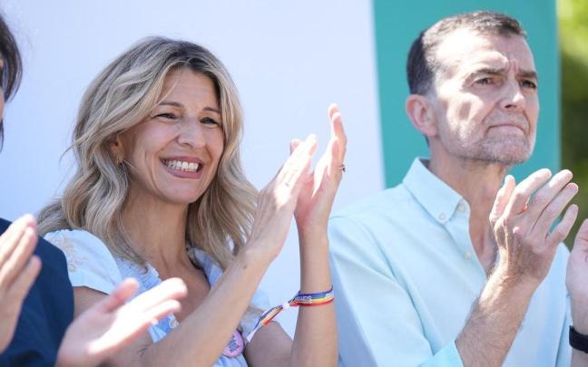 La vicepresidenta segunda del Gobierno y ministra de Trabajo, Yolanda Díaz, y el coordinador federal de IU, Antonio Maíllo, en un acto sobre la reducción de la jornada laboral organizado por Movimiento Sumar e IU en Sevilla / EP La vicepresidenta segunda del Gobierno y ministra de Trabajo, Yolanda Díaz, y el coordinador federal de IU, Antonio Maíllo, en un acto sobre la reducción de la jornada laboral organizado por Movimiento Sumar e IU en Sevilla