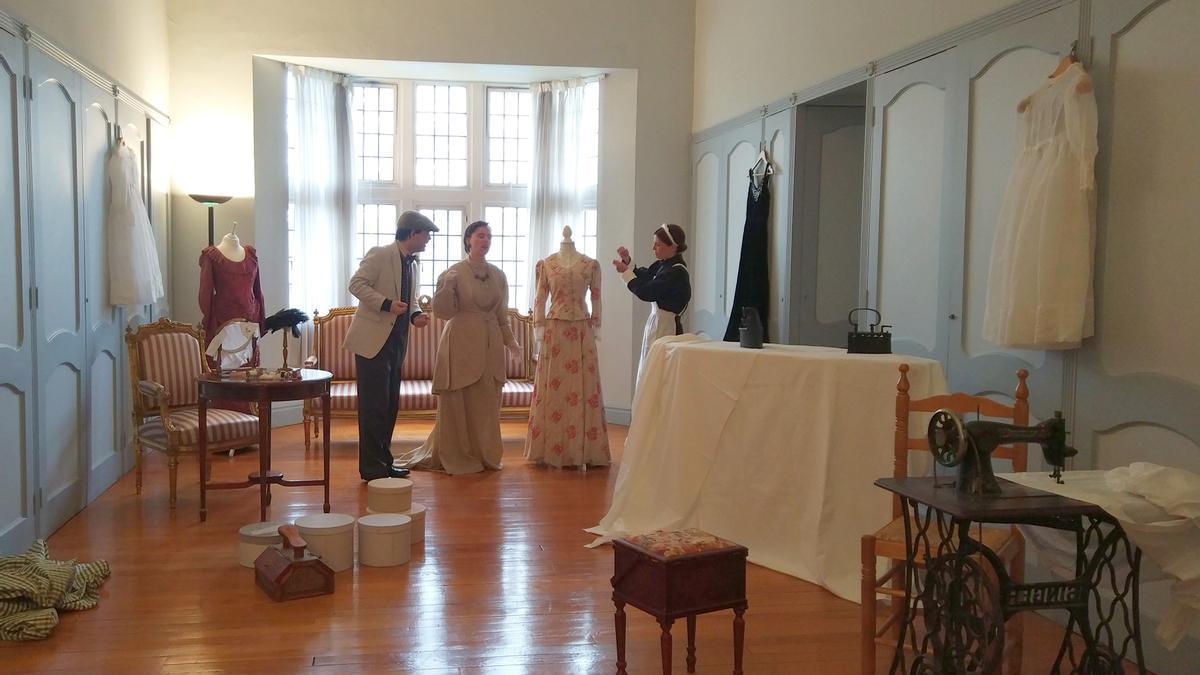 Un momento de las visitas teatralizadas por el Palacio Artaza de Leioa.