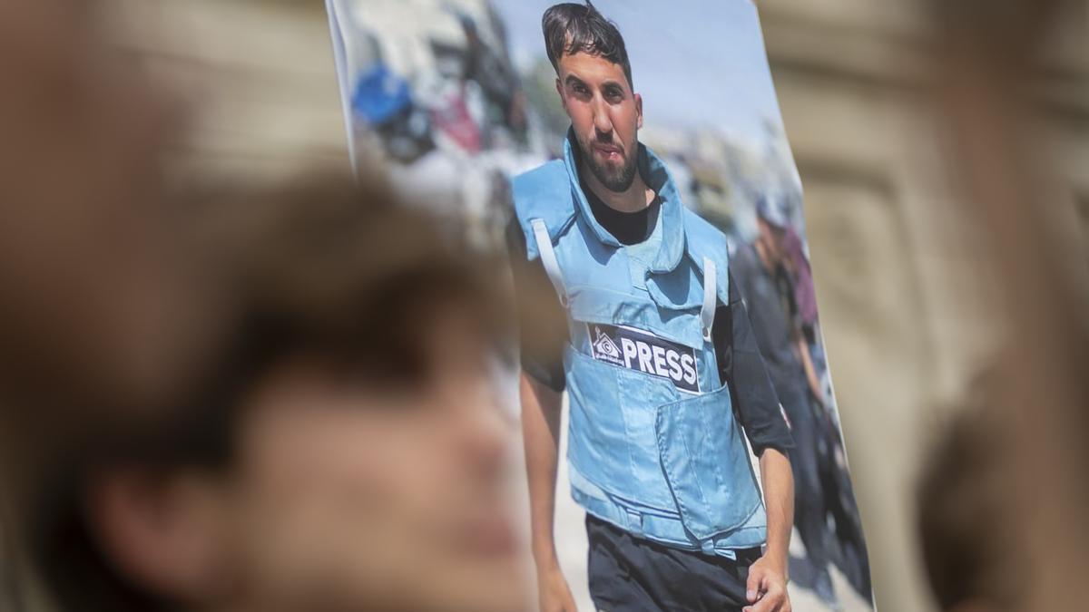 Concentración en Barcelona contra el "asesinato sistemático" de periodistas en Gaza