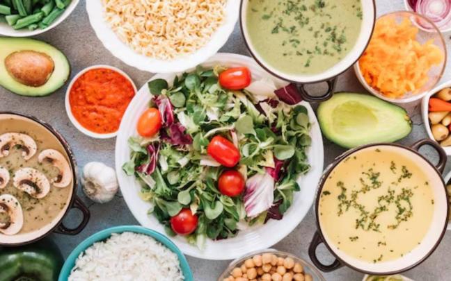 Los peores alimentos para el corazón, según un enfermero / Freepik Los peores alimentos para el corazón, según un enfermero