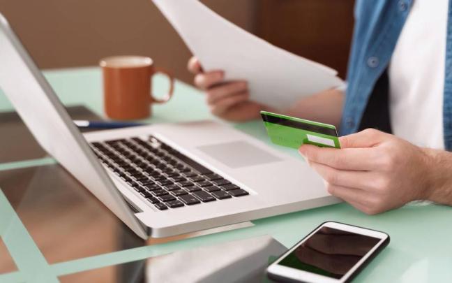 Un usuario realiza gestiones bancarias