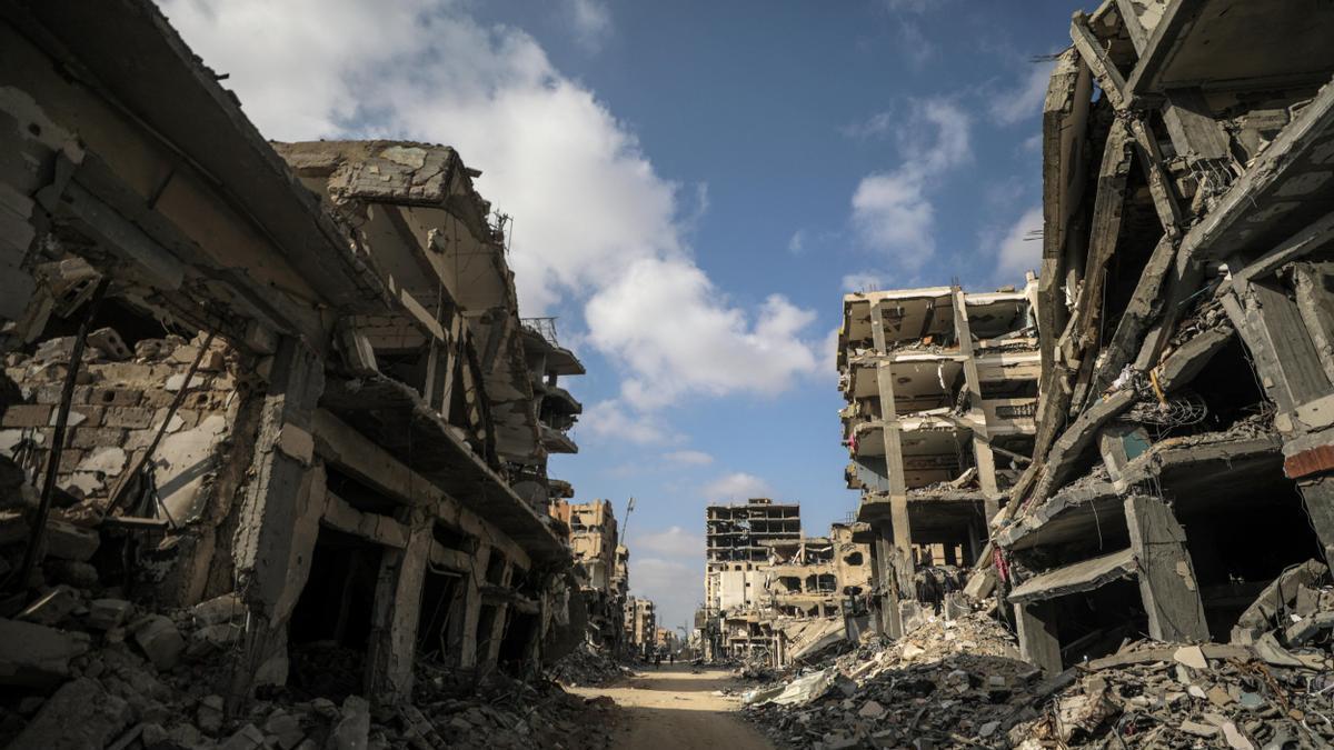 Estado de destrucción en el que ha quedado la ciudad de Jan Junis tras la incursión israelí