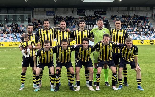 Último equipo titular del Barakaldo CF previo a la disputa del play-off de ascenso a la Primera RFEF