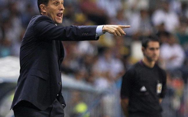 Javi Gracia, dando instrucciones durante un partido. Javi Gracia, dando instrucciones durante un partido.
