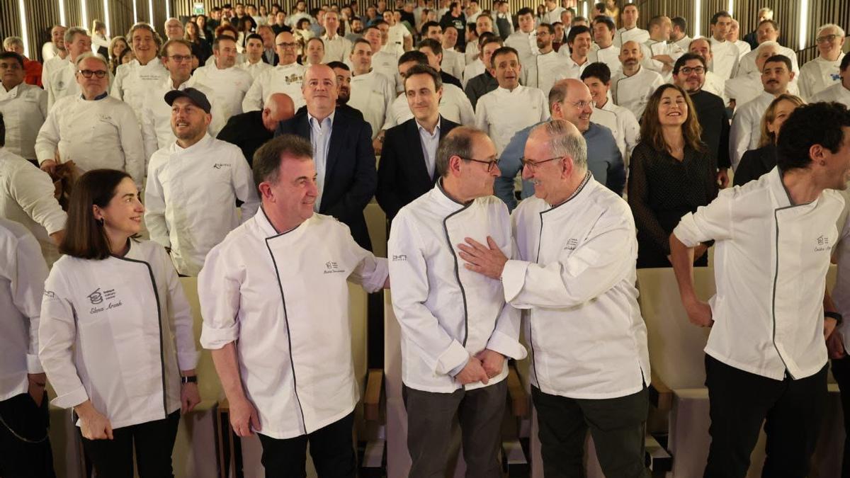 Una imagen del homenaje a Hilario Arbelaitz en el Basque Culinary Center