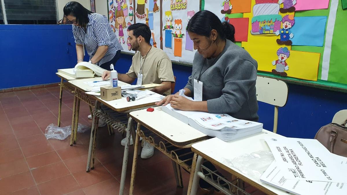 Un centro electoral en El Salvador.