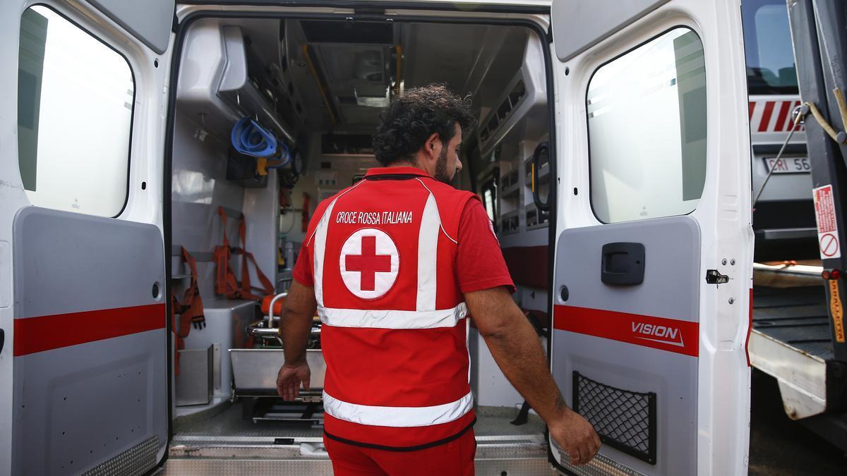 Ambulancia italiana en una foto de archivo