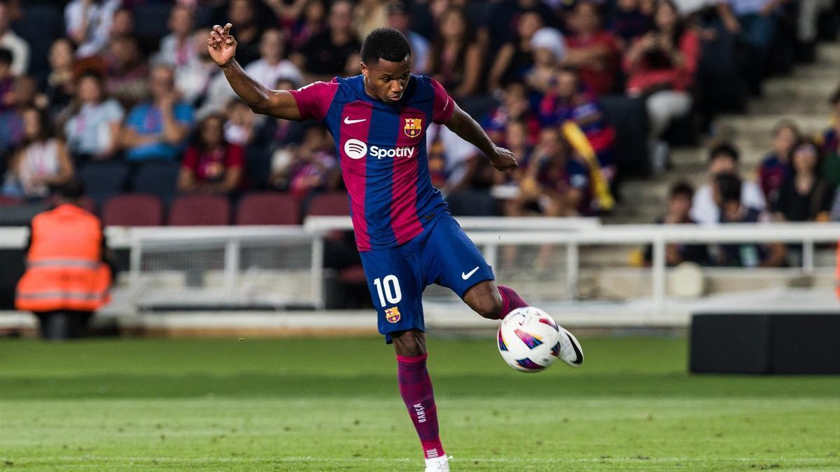 Ansu Fati ha sido suplente con el Barcelona en los tres primeros partidos de liga de la temporada.