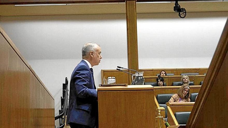 El lehendakari Urkullu, durante el transcurso del debate en el Parlamento Vasco con motivo de la sesión de control al Ejecutivo vasco.