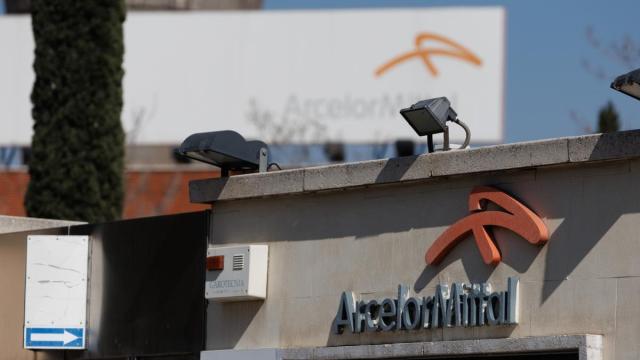 Entrada de la sede de ArcelorMittal.