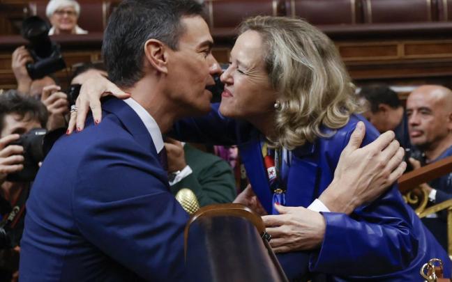 Pedro Sánchez y Nadia Calviño, tras la investidura del líder del PSOE