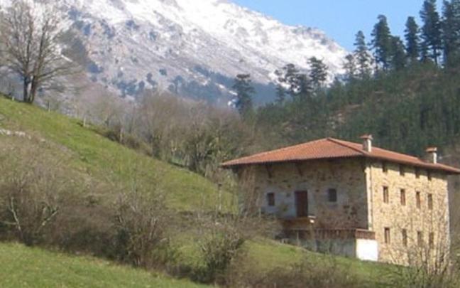 El PNV de Dima defiende la redacción de una ordenanza para la división de los caseríos