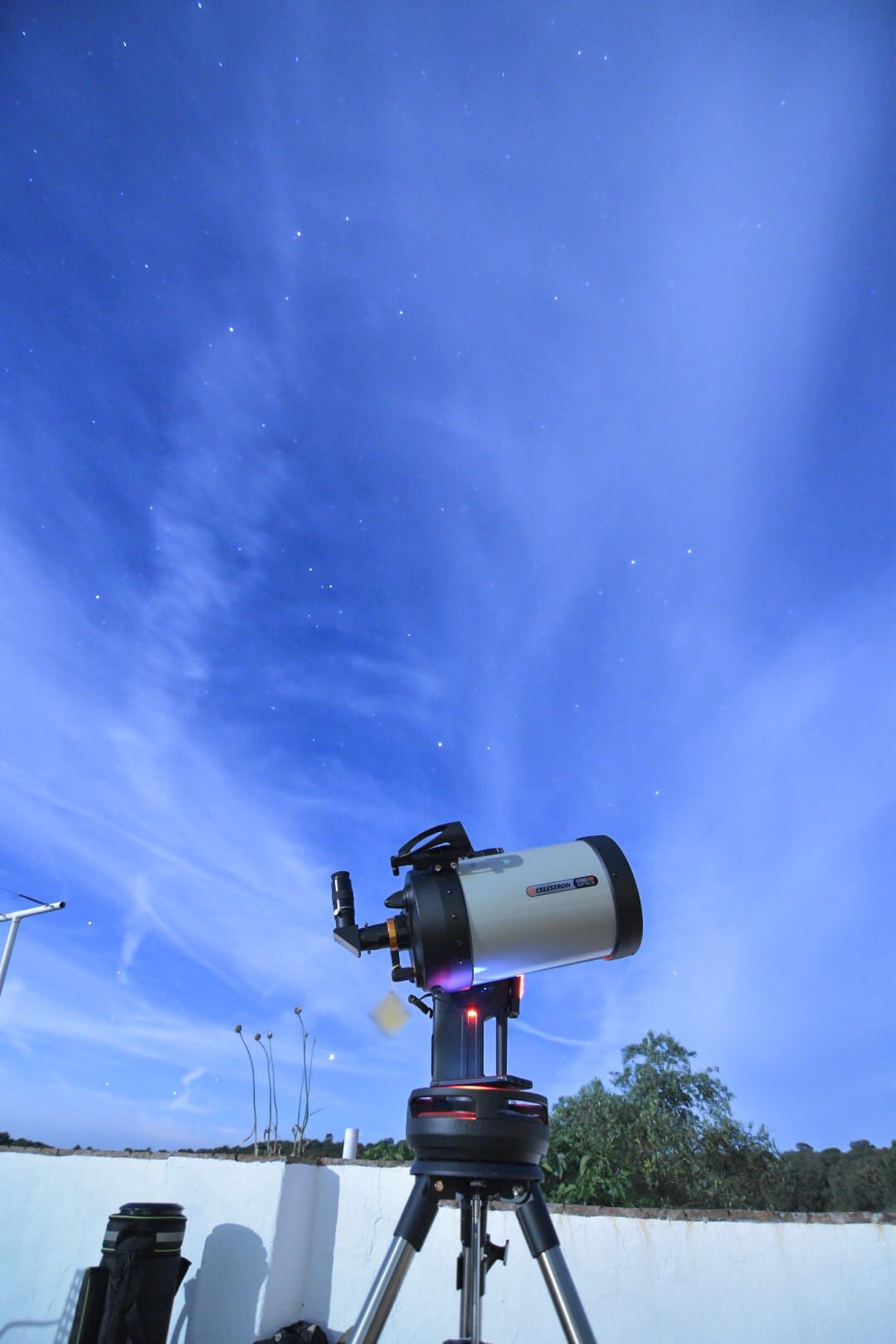 Un telescopio utilizado para hacer astroturismo.