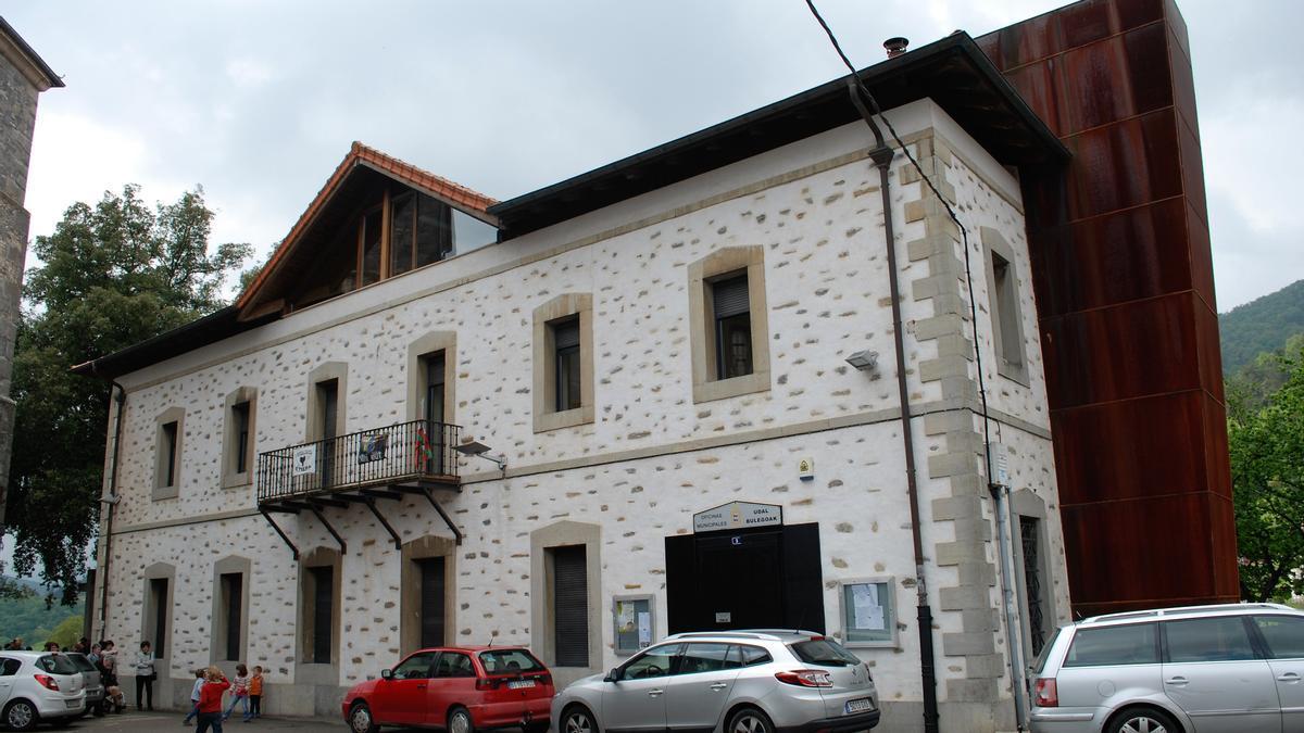 El Ayuntamiento de Ayala en la localidad de Respaldiza