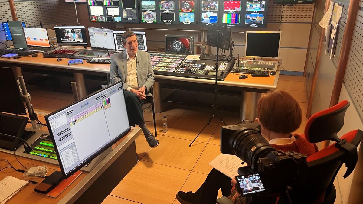 Manuel Sánchez Pereira, exdirector de ‘Documentos TV’, en el especial por el 40 aniversario del programa