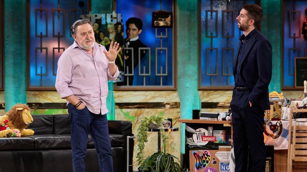 Mariano Peña junto a David Broncano en 'La Revuelta'