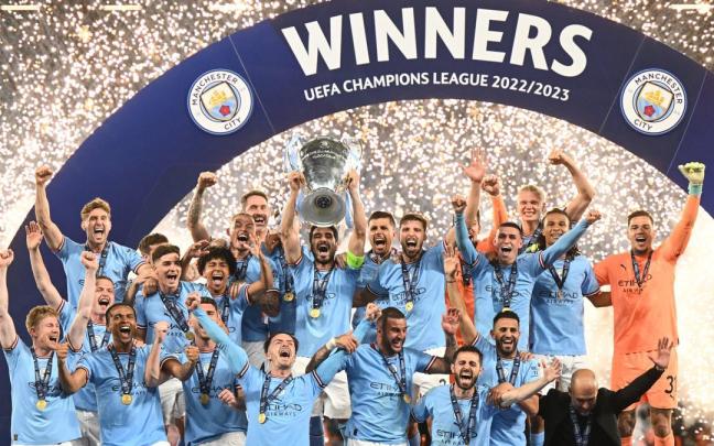 Los jugadores del Manchester City celebran la conquista de la Champions League en 2023.