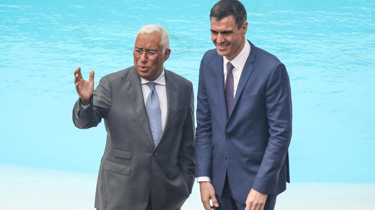 Pedro Sánchez, con el primer ministro de Portugal, António Costa, este miércoles.