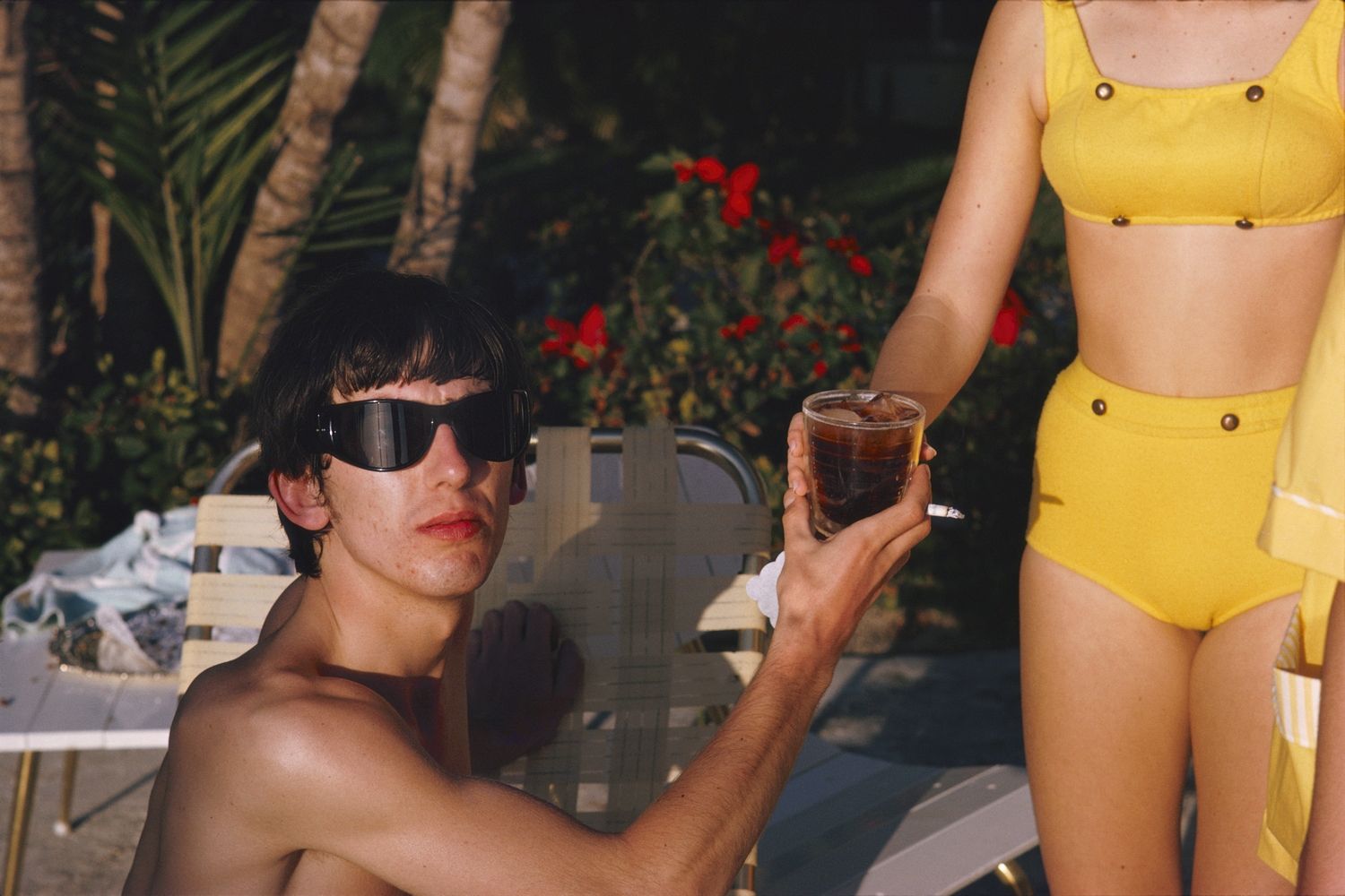 George aparece joven, amable y relajado. Viviendo la vida, en Miami Beach. 1964.