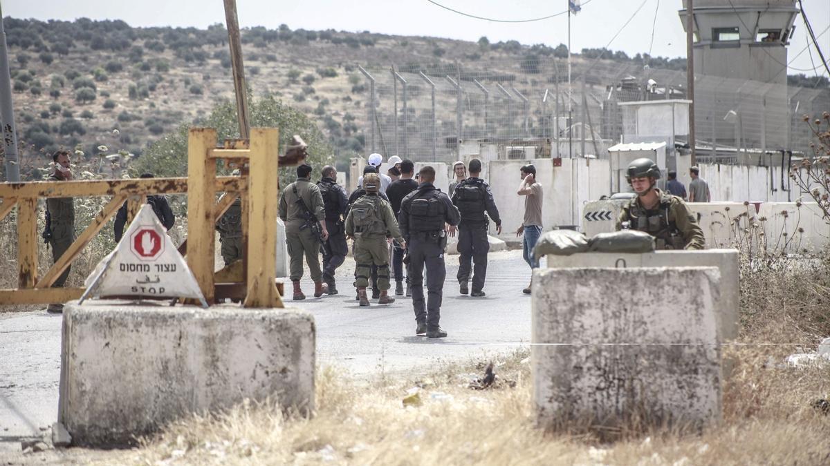 Asentamiento colono judío en Nablus, Palestina.