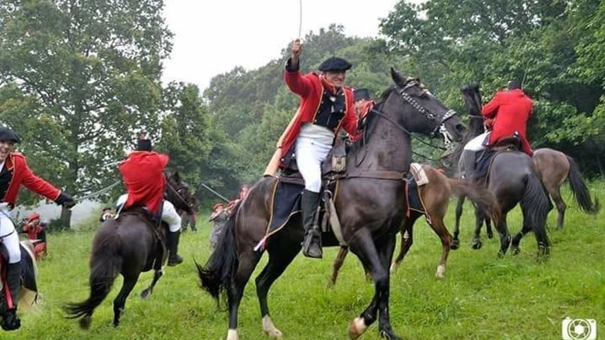 Un total de 16 caballos tomarán parte el día 23 en la recreación de la Batalla de Somorrostro. DEIA Y E. Z.