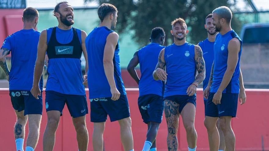 Un entrenamiento del Mallorca durante la presente temporada. / RCD MALLORCA