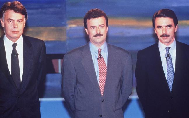 Felipe González y José María Aznar, en el debate que protagonizaron en 1993. Felipe González y José María Aznar, en el debate que protagonizaron en 1993.