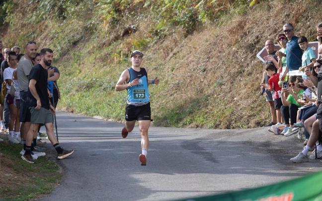 Julen Dobarro fue el más rápido en el II Trail de San Miguel.