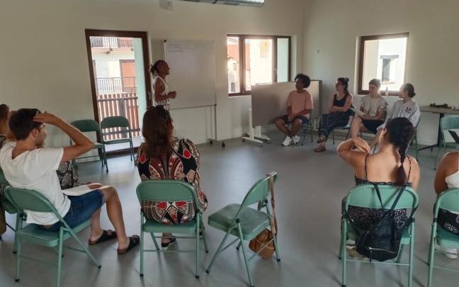 Uztailean egindako bilera