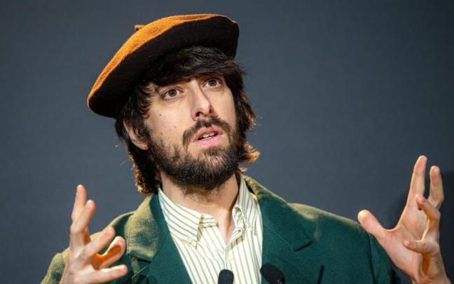 El escritor David Uclés tras ganar el 82º Premio Nadal con 'La ciudad de las luces muertas'