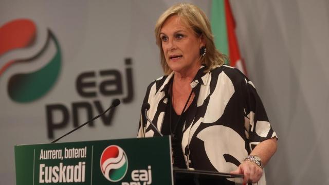 La presidenta del BBB, Itxaso Atutxa, en una comparecencia durante la noche electoral.
