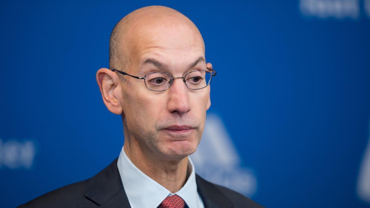 El comisionado de la NBA, Adam Silver.