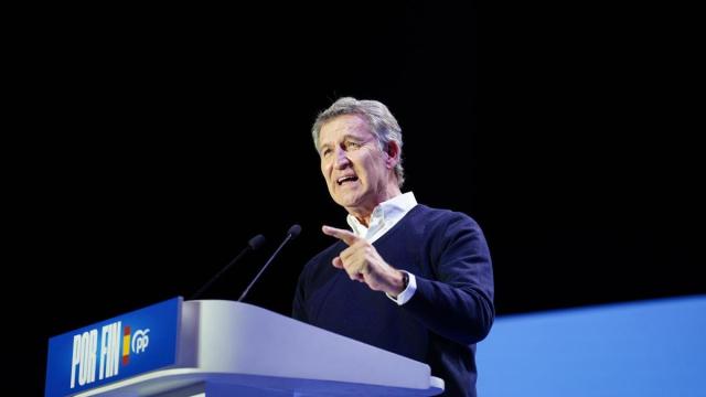 El presidente del PP, Alberto Núñez Feijóo, durante un acto público en el marco de la precampaña de las elecciones generales del próximo 29 de noviembre.