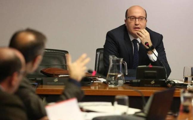 Carlos Fernández Valdivielso. Carlos Fernández Valdivielso.