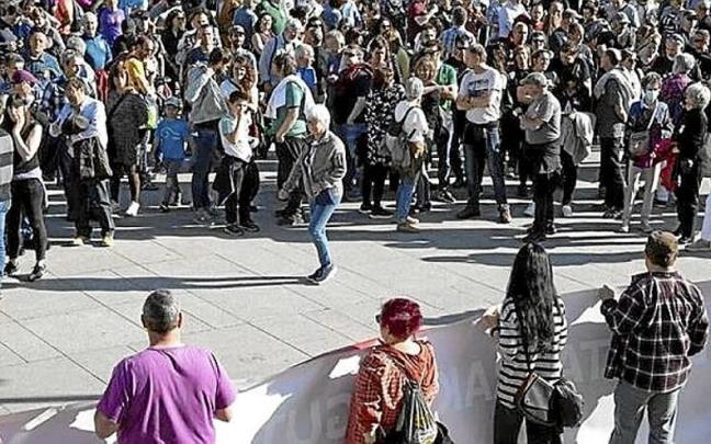 Concentración de Euskalgintzaren Kontseilua por el euskera en 2022. | FOTO: CEDIDA Concentración de Euskalgintzaren Kontseilua por el euskera en 2022. | FOTO: CEDIDA