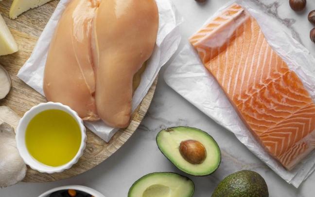 Algunos alimentos que aportan grasas saludables.