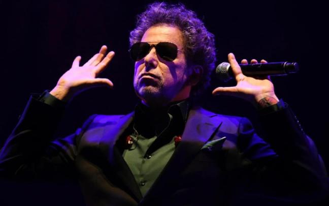 Andrés Calamaro, en un concierto. / Efe Andrés Calamaro, en un concierto.