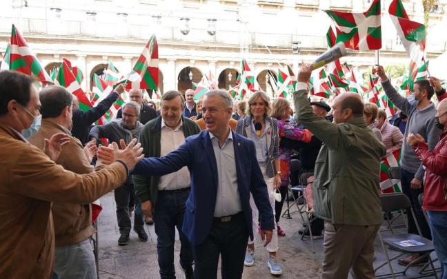 El PNV celebrará el Aberri Eguna el 9 de abril . El PNV celebrará el Aberri Eguna el 9 de abril .