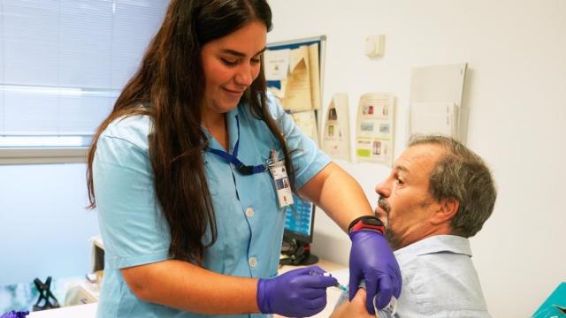 Osakidetza dispone en la actualidad de 720.600 vacunas contra la gripe, una cifra ampliable.