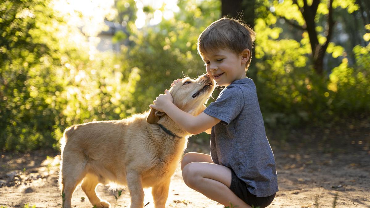 Día Mundial de los Animales: cómo las mascotas mejoran la salud emocional y física de los niños