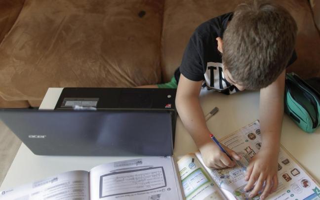 Pedrosa explicó que la lectura es “fundamental en el desarrollo de la lengua y la educación” del alumnado vasco.