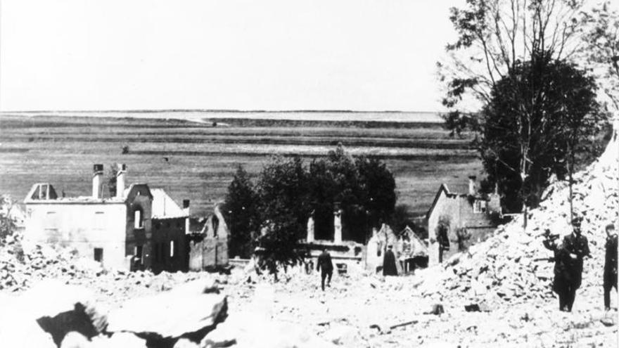 Imagen sobre la destrucción de Lídice.