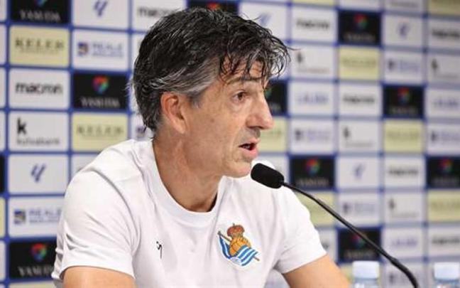 Imanol Alguacil, durante una rueda de prensa. / REAL SOCIEDAD