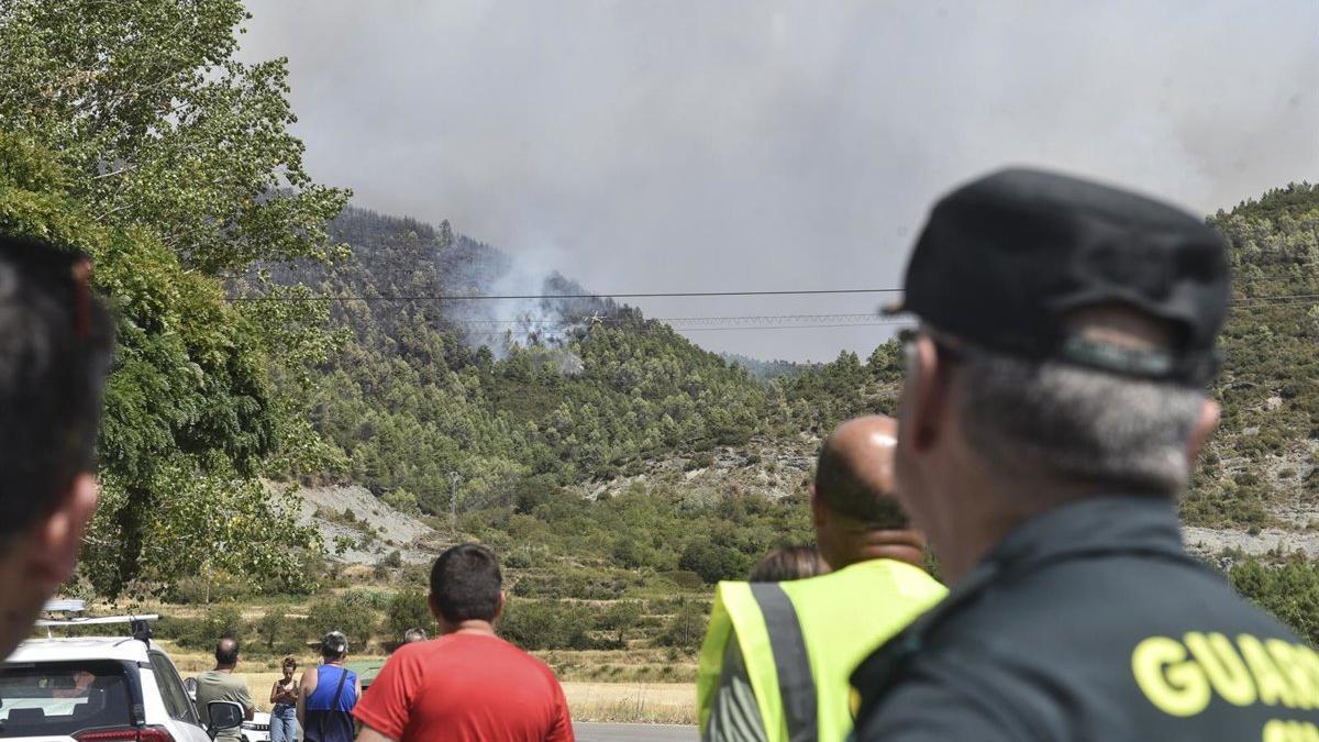 Imagen del incendio en las Peñas de Riglos