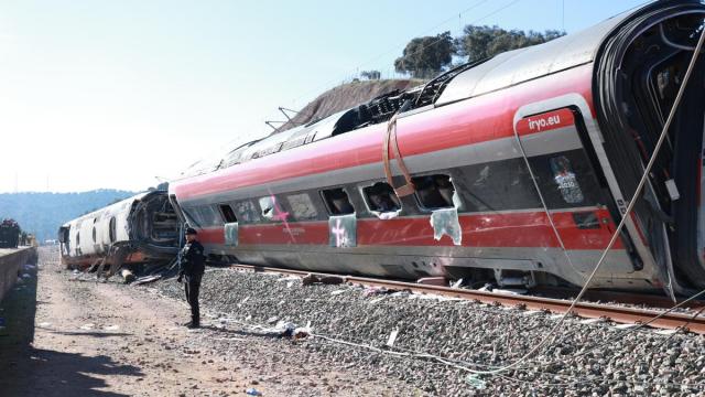 Uno de los vagones del tren de Iryo que descarriló.