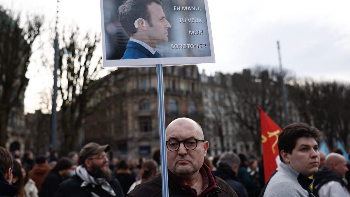 Protestas en Francia tras la aprobación de la polémica reforma de las pensiones