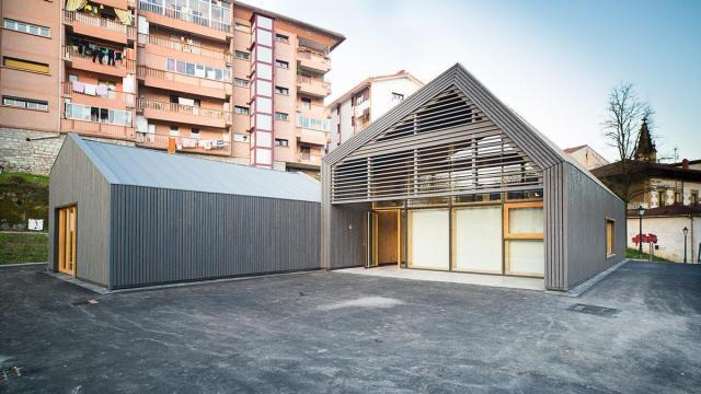 Emakumeen etxea en Txirrita Parkea.