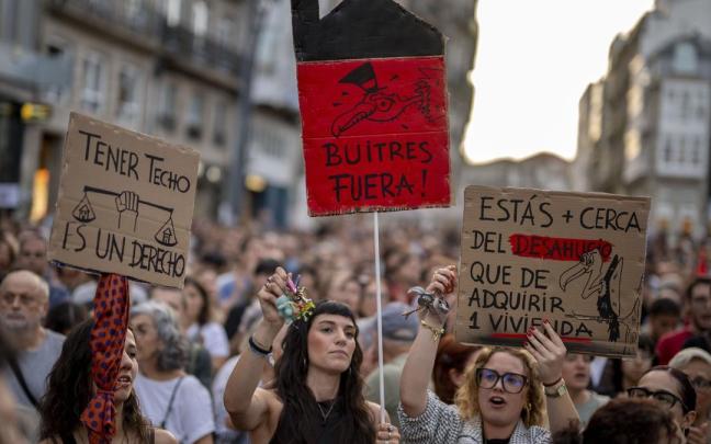 En imágenes: Más de mil acampados en Sol tras la tercera noche de protestas